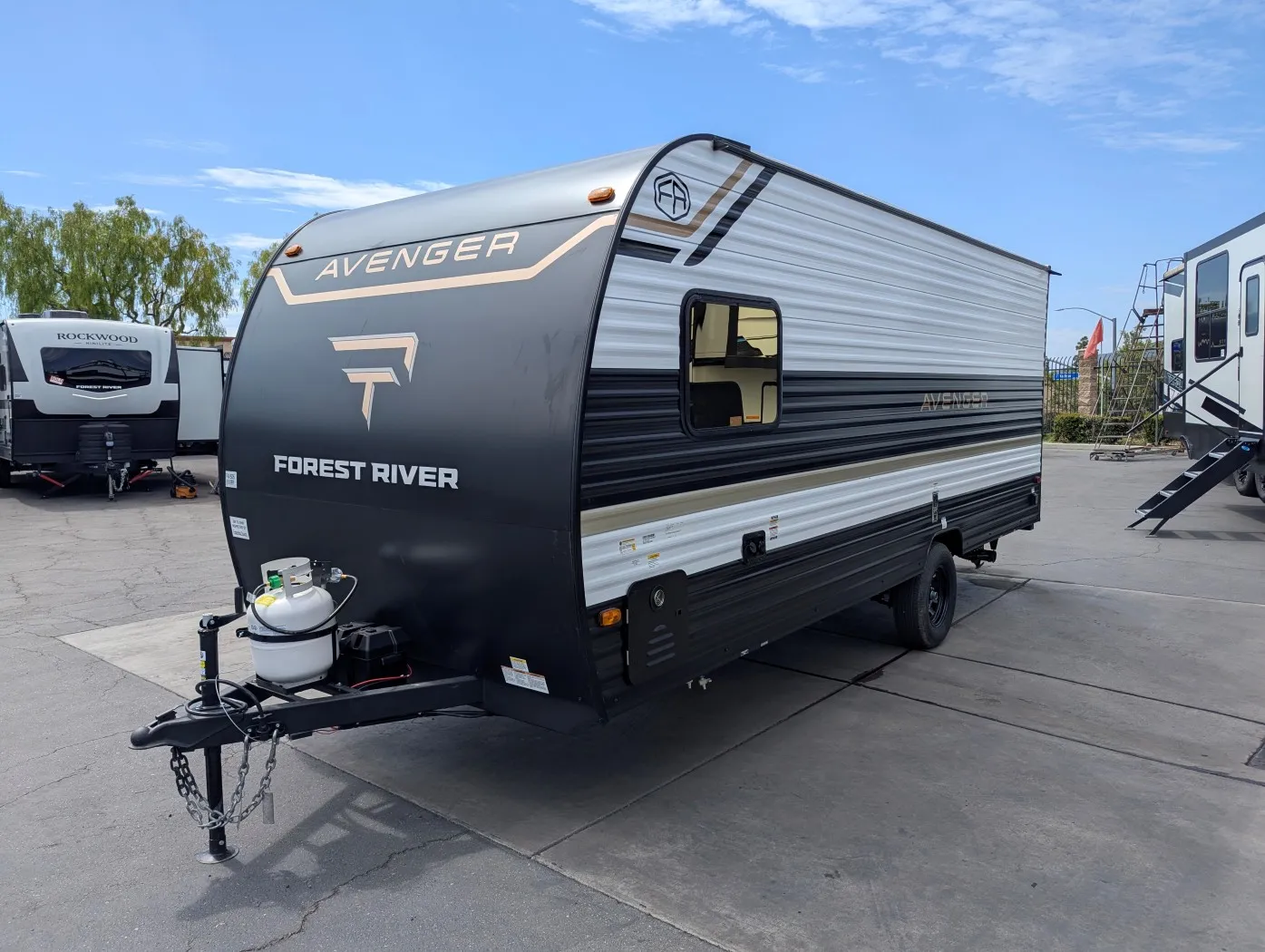 2026 Prime Time Avenger LT 17DBX - Photo 4