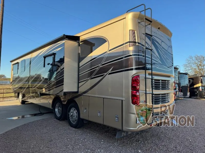 2018 Newmar Ventana Used    4049 - Photo 3