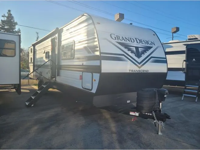 2026 Grand Design Transcend 335BHT - Photo 2