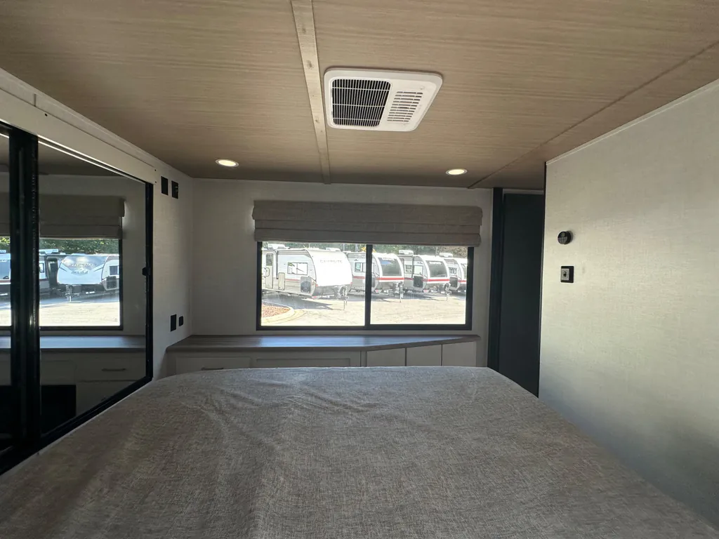 2026 Forest River Vibe 3400XL, Photos photo 23