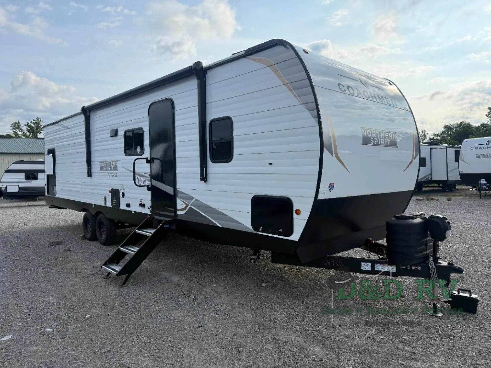 2027 Coachmen American Spirit DLX 5320BEDS - Photo 2
