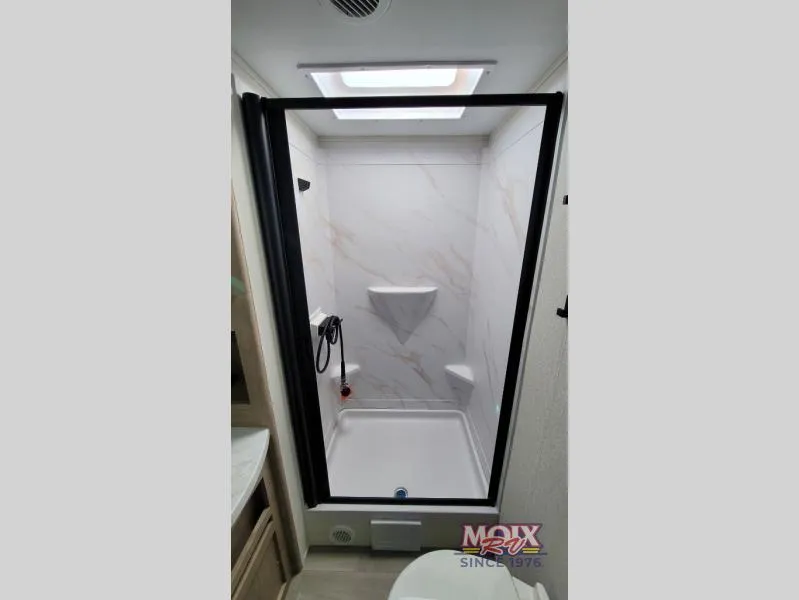 2026 Grand Design Imagine XLS 25RLE - Photo 3
