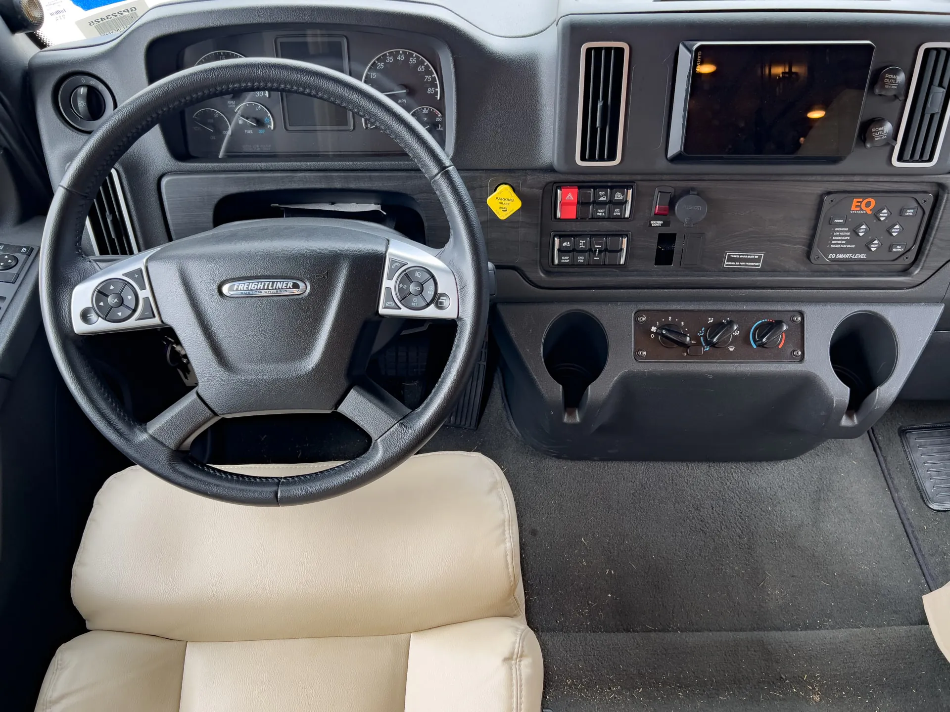 2024 Renegade RV Valencia 38RB - Photo 3