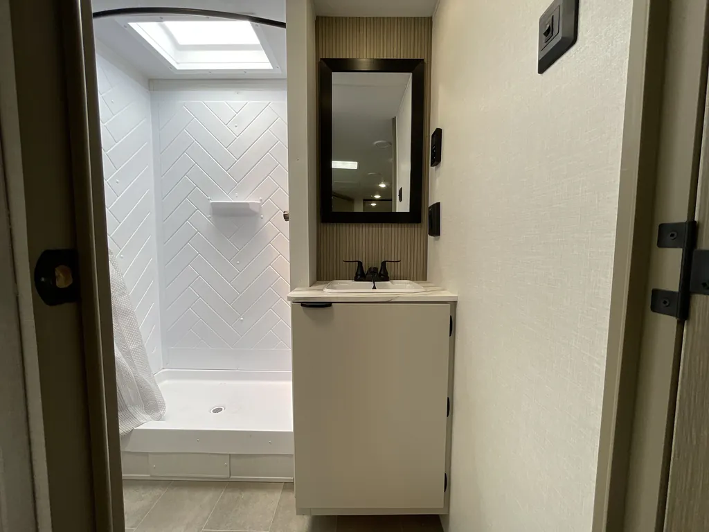 2026 Forest River Airelume 325, Photos photo 17