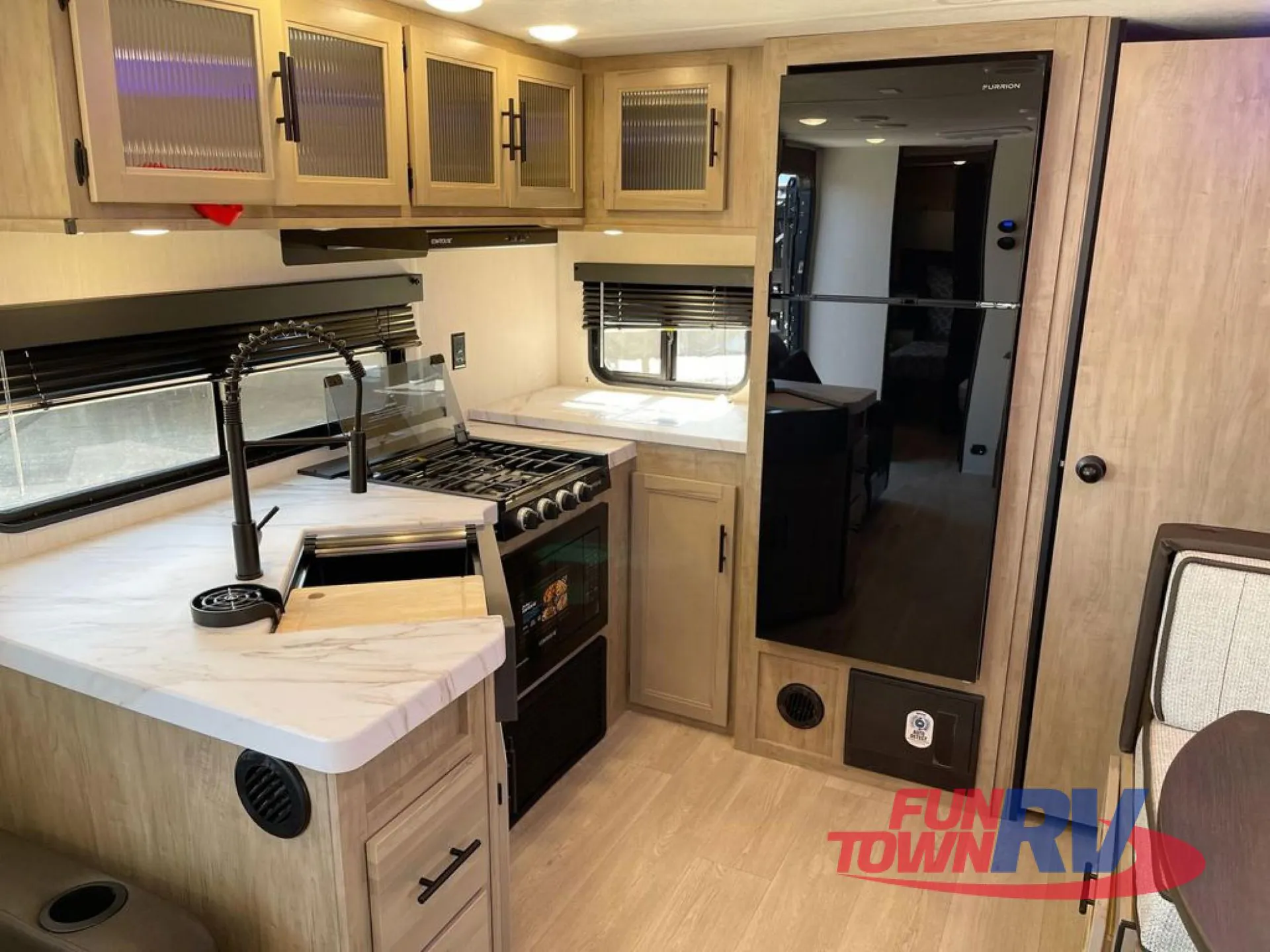 2026 Forest River Cherokee Grey Wolf 26SS — Photo 6