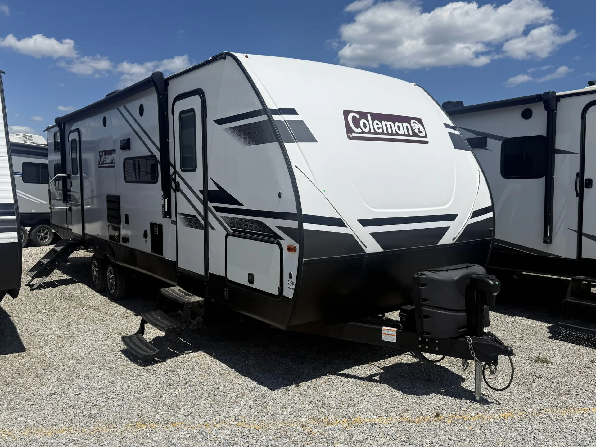 2022 Coleman Coleman Light 2835BH - Main photo