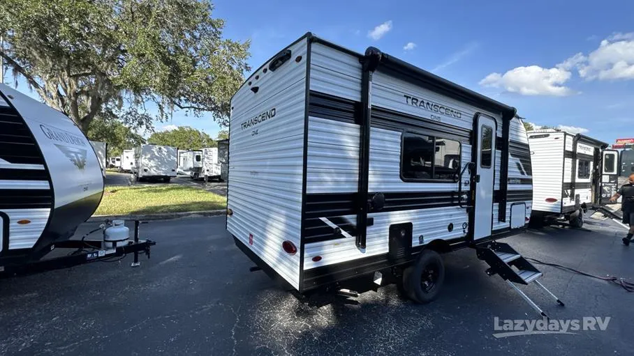 2026 Grand Design Transcend One 151RB - Photo 4