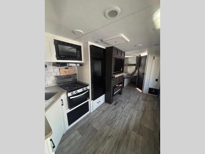 2025 Venture RV Sienna SA271VBH - Photo 4