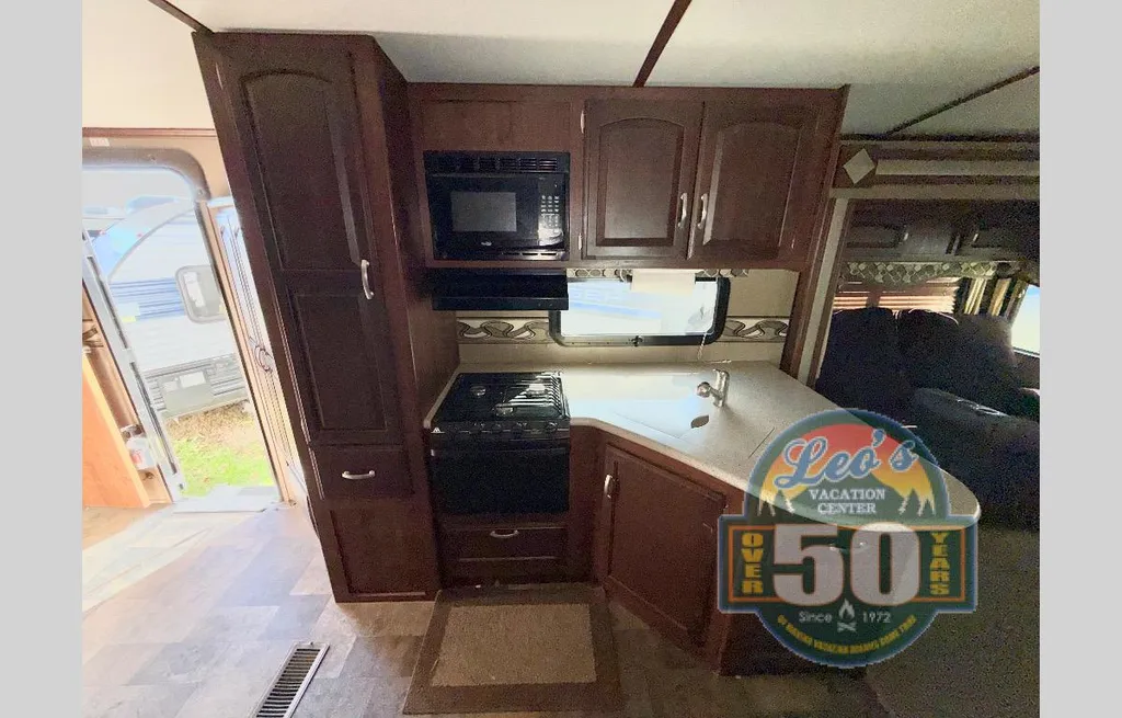 2015 Keystone Outback 298RE, Photos photo 16