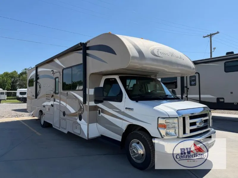 2013 Thor Motor Coach Four Winds 31F - Main photo
