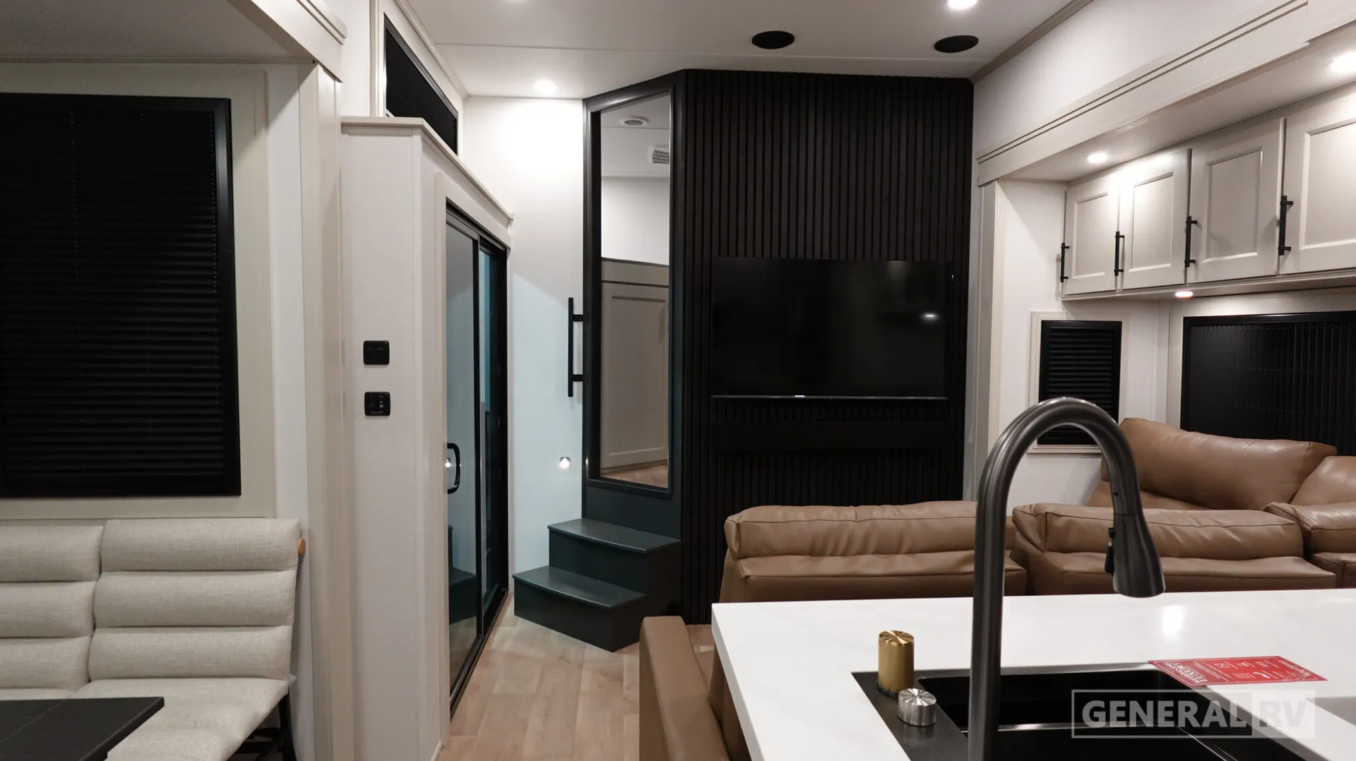 2026 Grand Design Solitude 414LJMJ - Photo 3