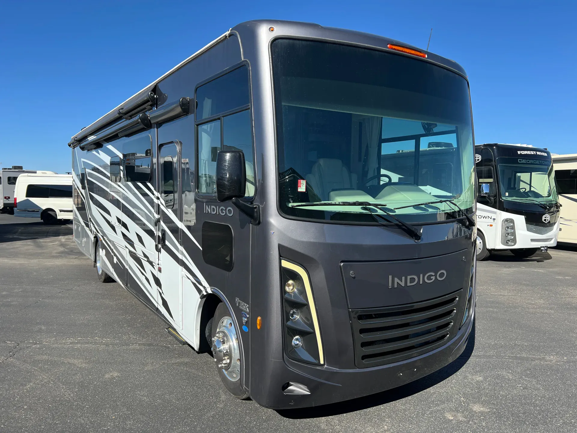 2024 Thor Motor Coach Indigo CC35 - Photo 2