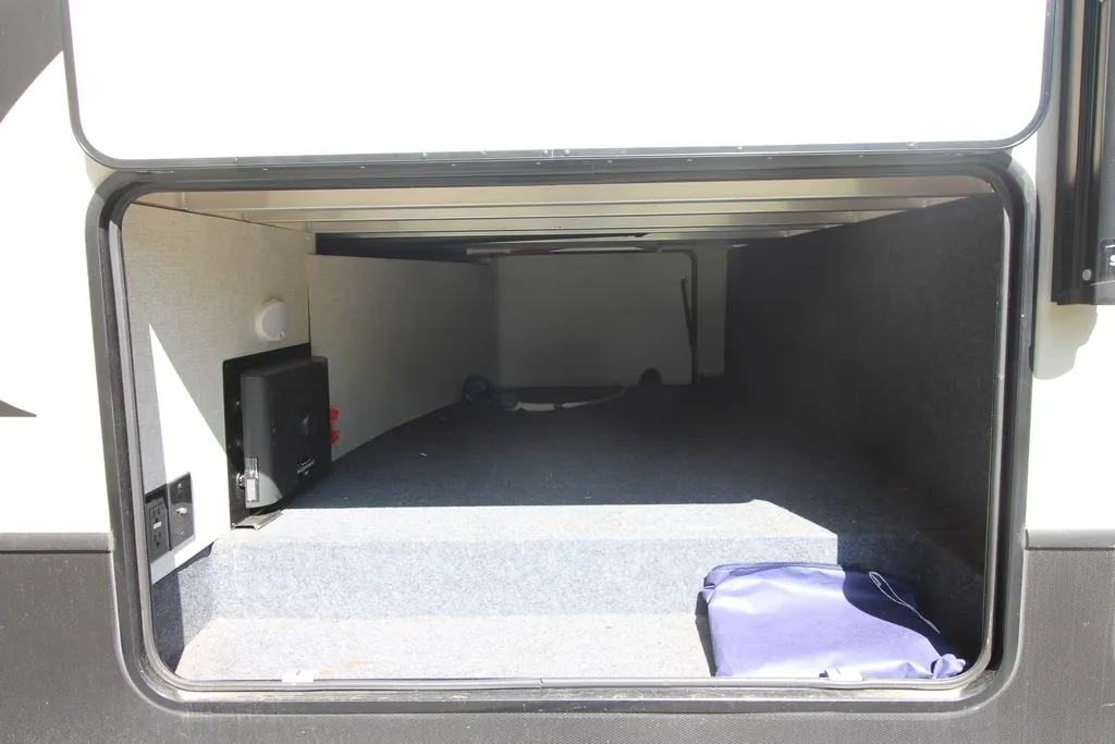 2019 Keystone Cougar Half-Ton 25RES - Photo 4