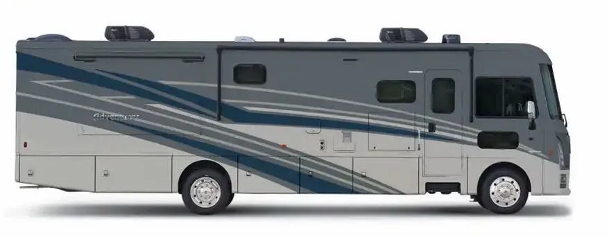 Winnebago Adventurer 35F exterior