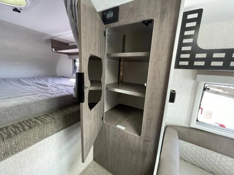 2024 Lance Lance Truck Campers Used    805 - Photo 2