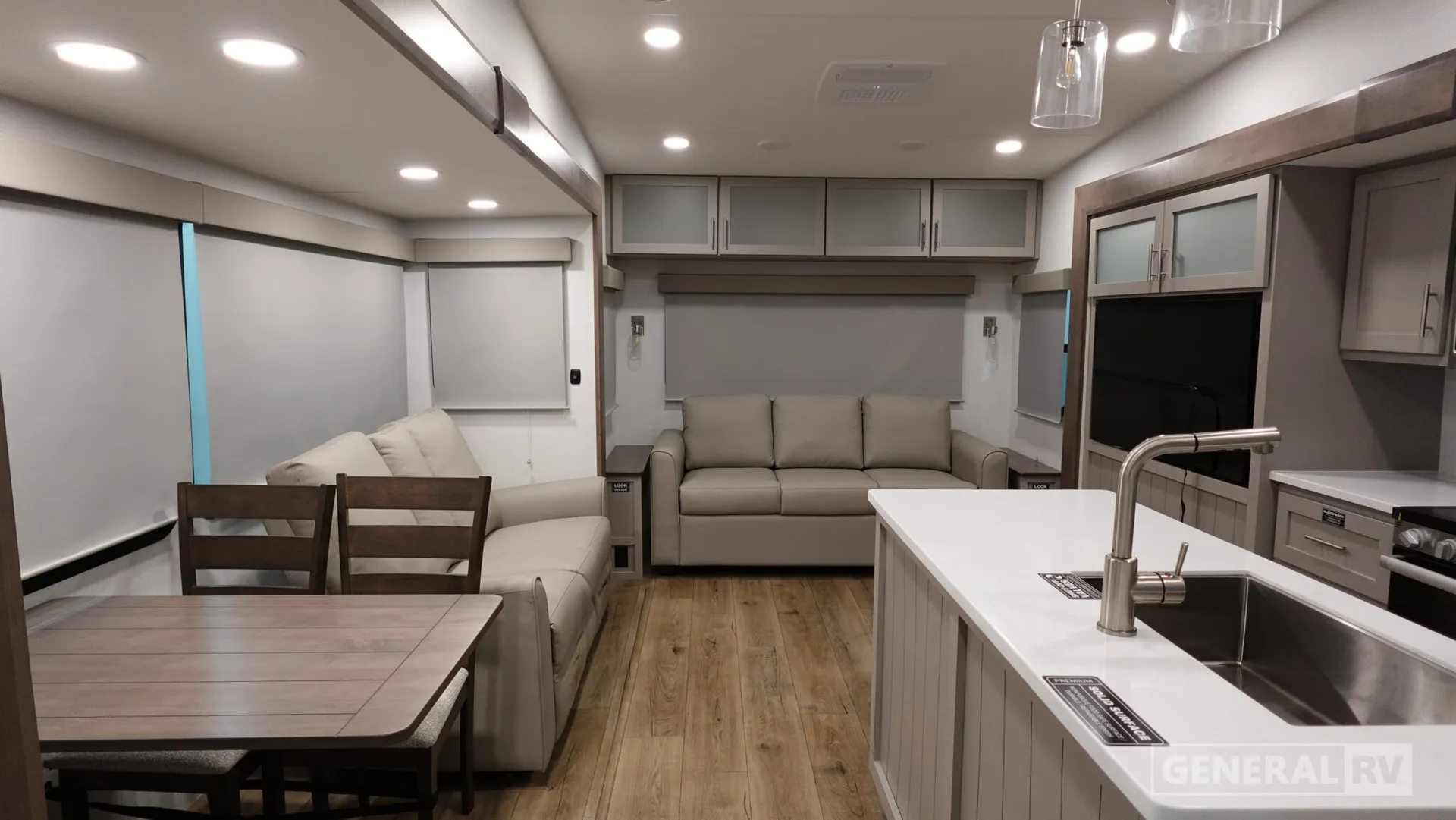 2026 Alliance RV Avenue All-Access 29RL - Photo 3