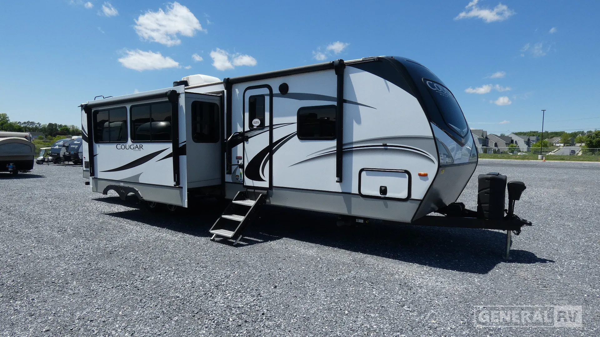 2022 Keystone Cougar Half Ton 34TSB - Photo 2
