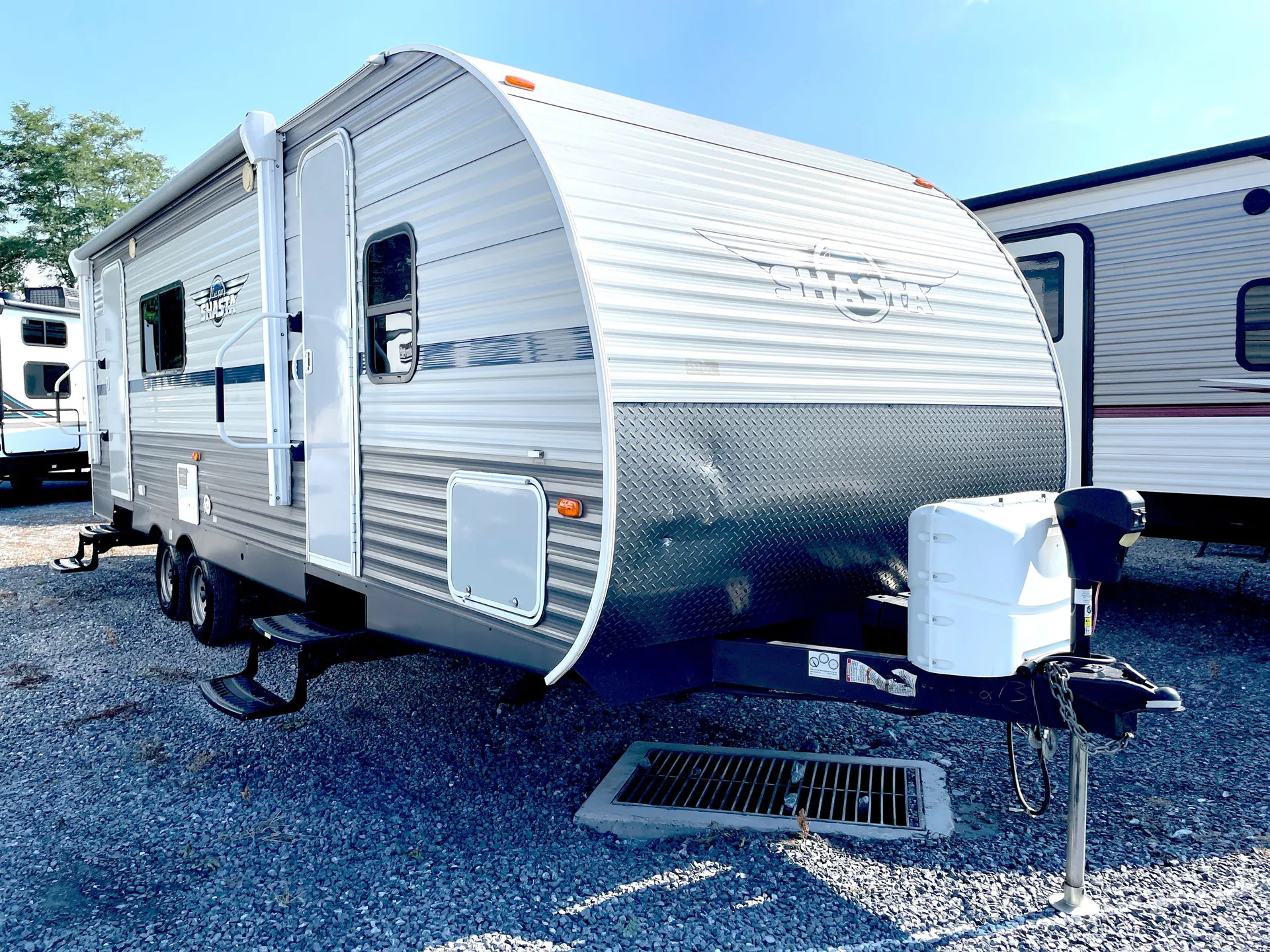 2019 Shasta Shasta 25RK - Photo 2