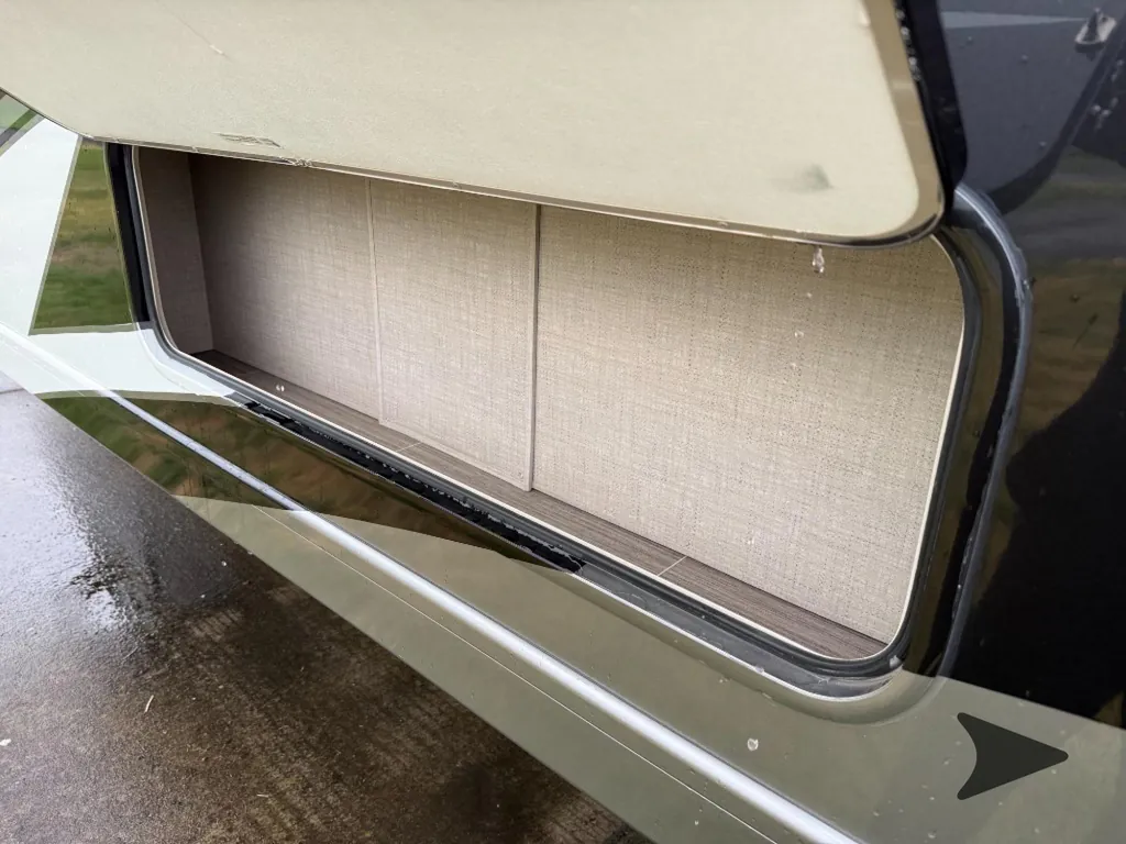 2022 Thor Motor Coach Tiburon 24FB, Photos photo 6