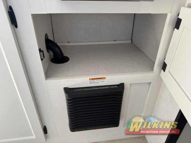 2026 Venture RV SportTrek Stinger Lite 161VUD - Photo 2
