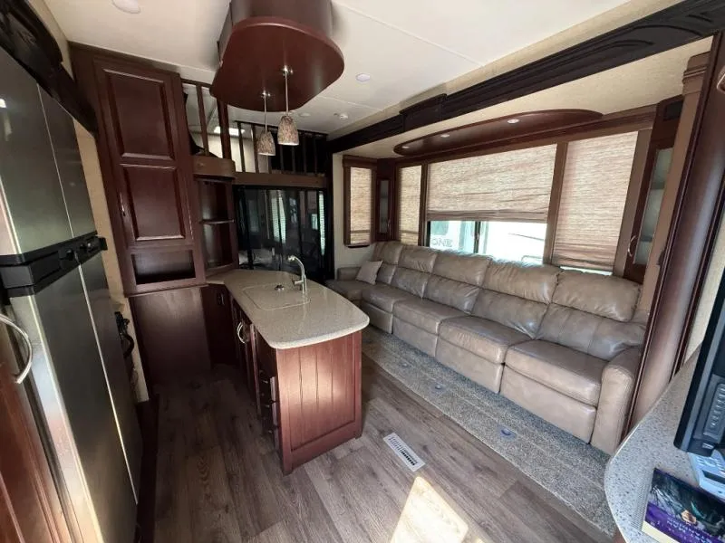 2015 Heartland Cyclone Used    4100 King - Photo 2