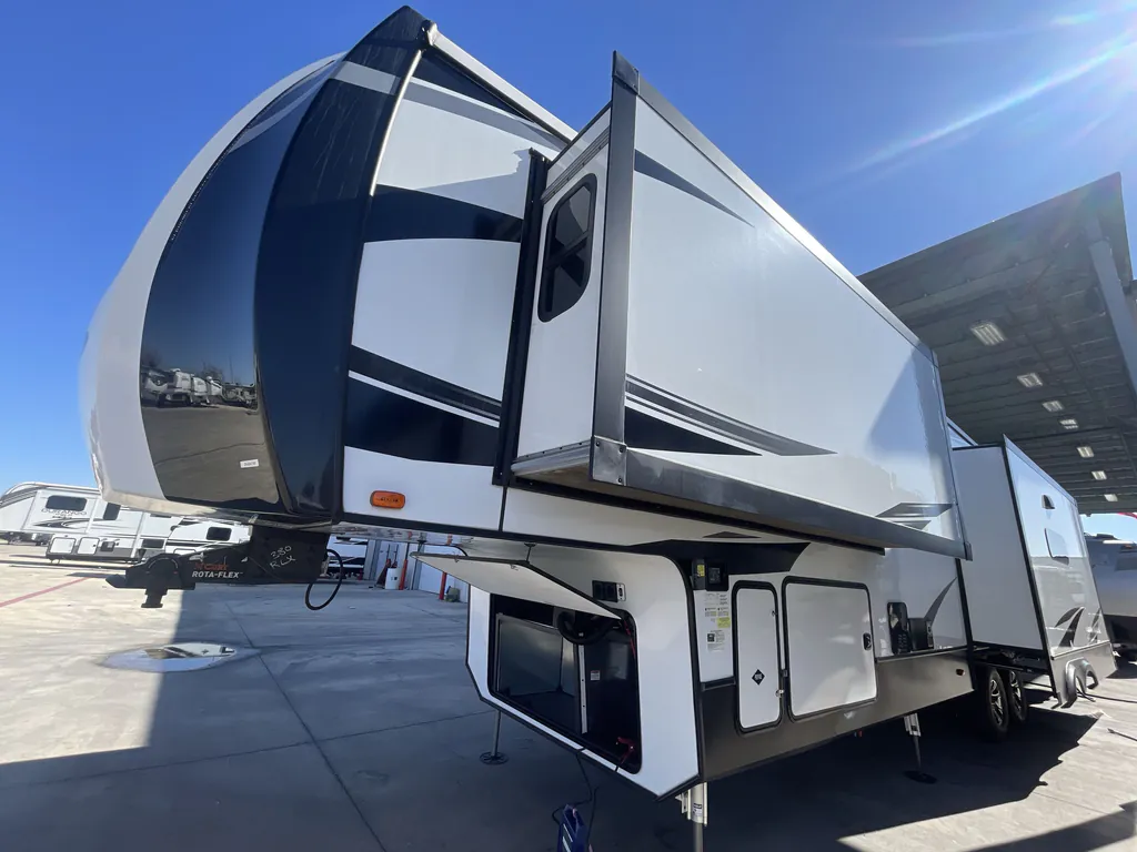 2022 Forest River Cardinal Luxury 380RLX, Photos photo 48
