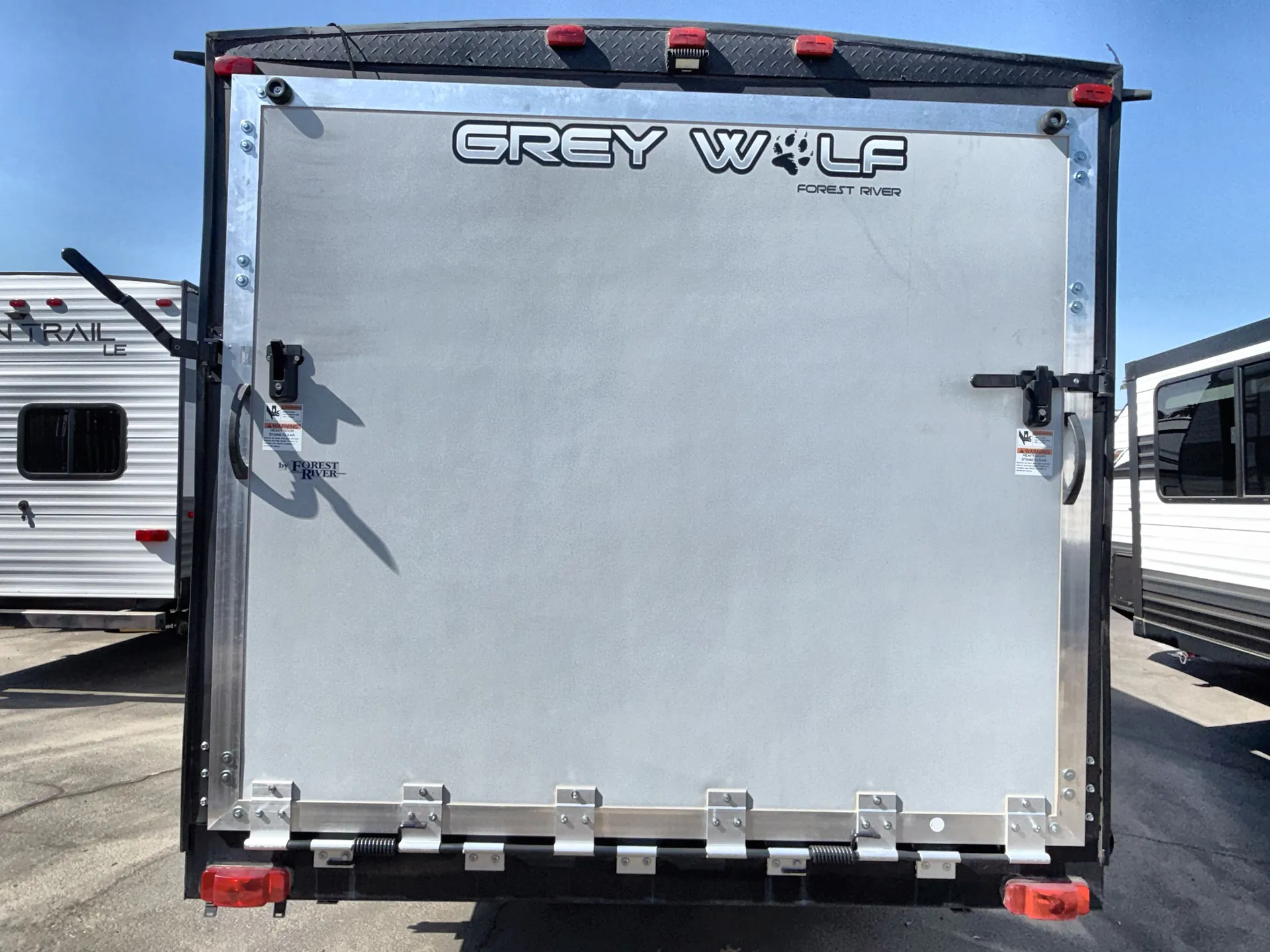 2021 Forest River Cherokee Grey Wolf 22RR — backside