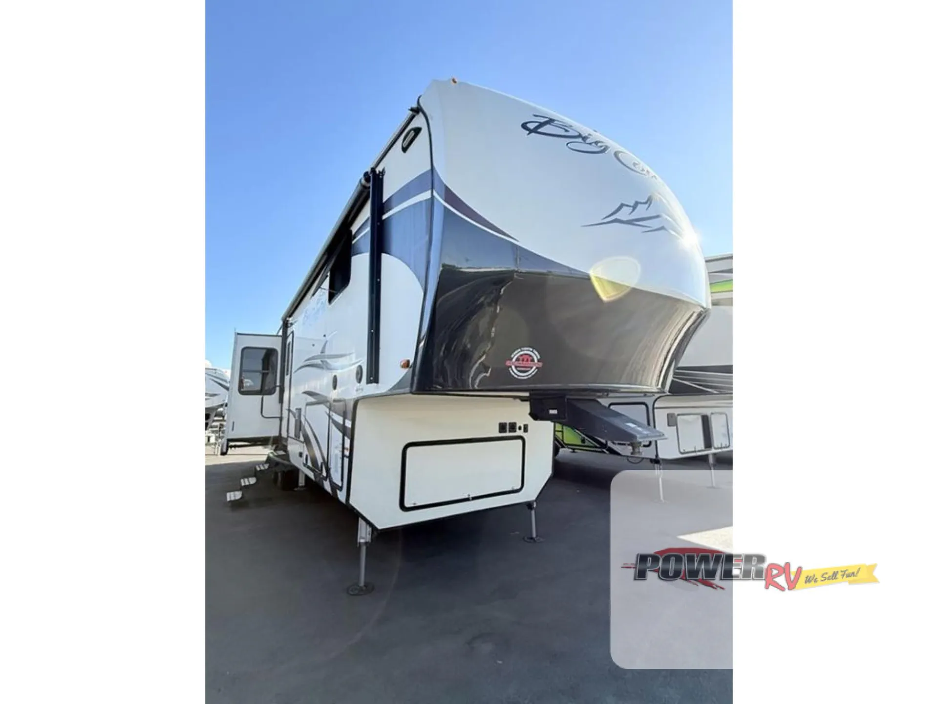 2018 Heartland Big Country 3560SS - Photo 3