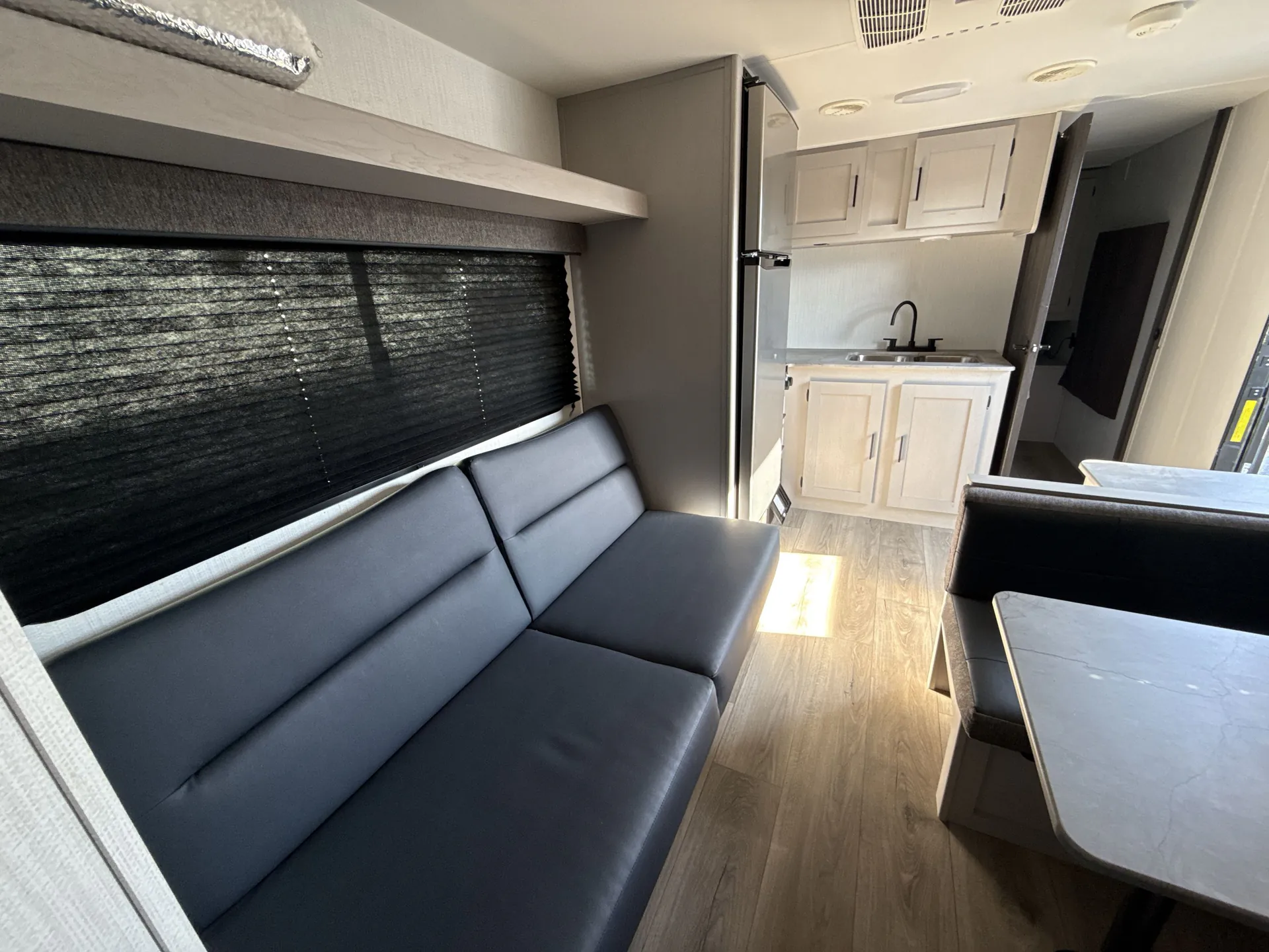 2024 Heartland Prowler Lynx 255BHX — living area main