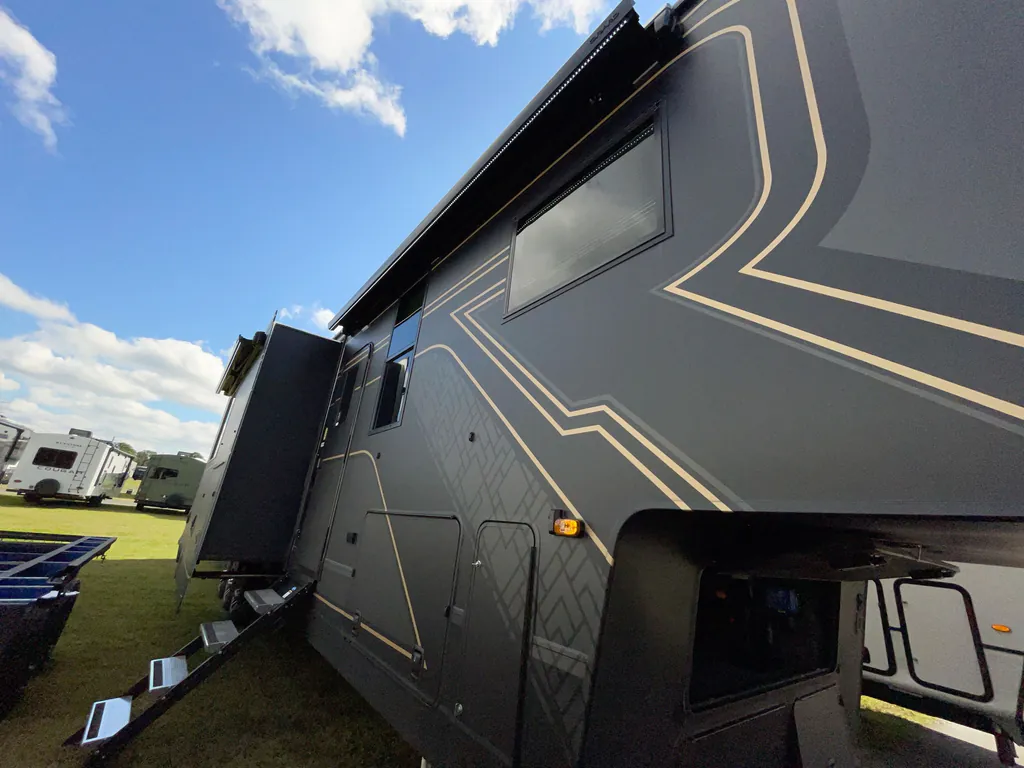 2026 Keystone Raptor 441, Photos photo 29