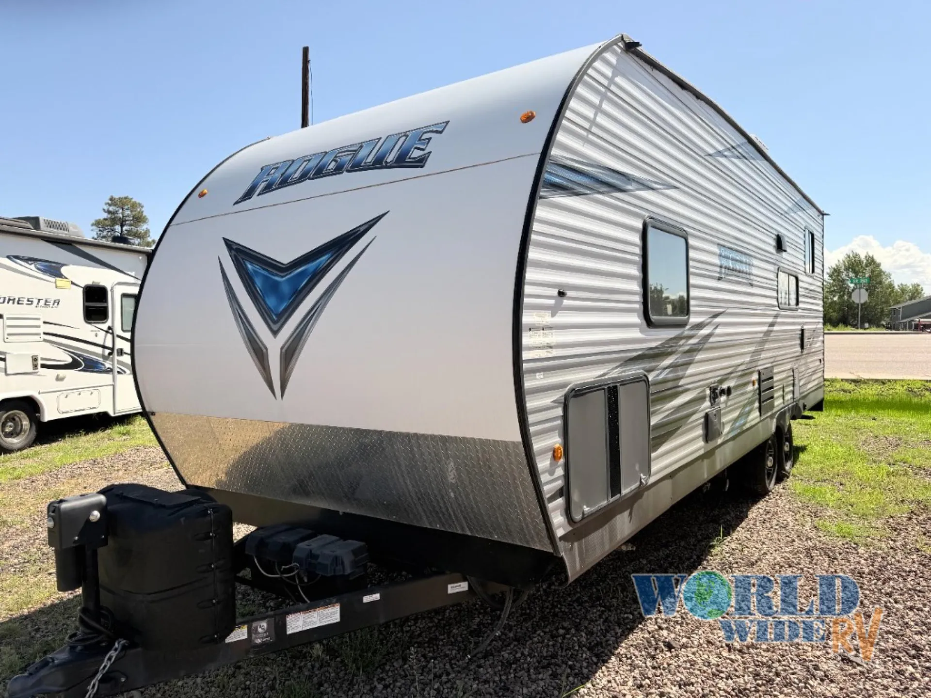2020 Forest River Vengeance Rogue 25V - Photo 3