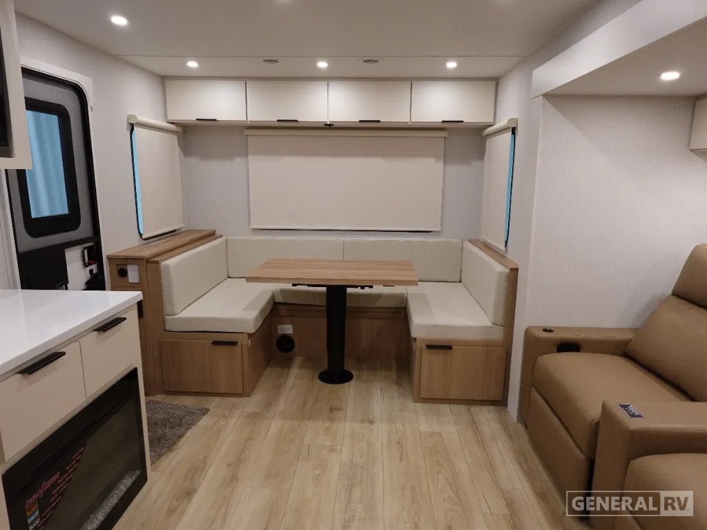 2026 Winnebago Thrive 25RLS - Photo 3