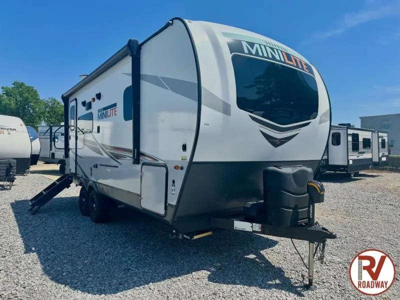 2021 Forest River Rockwood Mini Lite 2205S - Photo 2