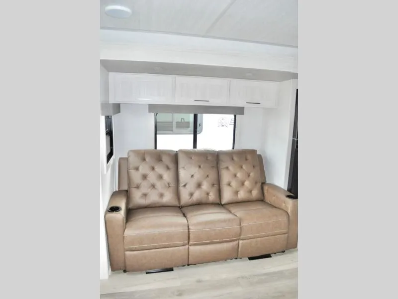 2026 Forest River Grand Surveyor 253RLS - Photo 3
