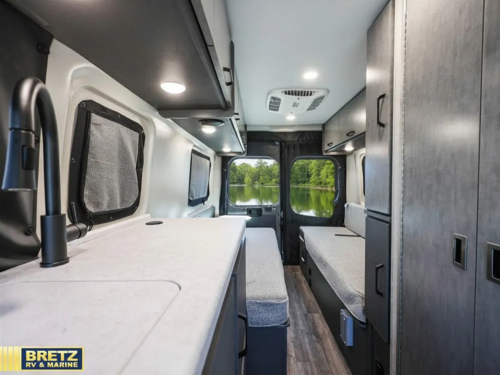 2026 Thor Motor Coach Tellaro 20U, Photos photo 11