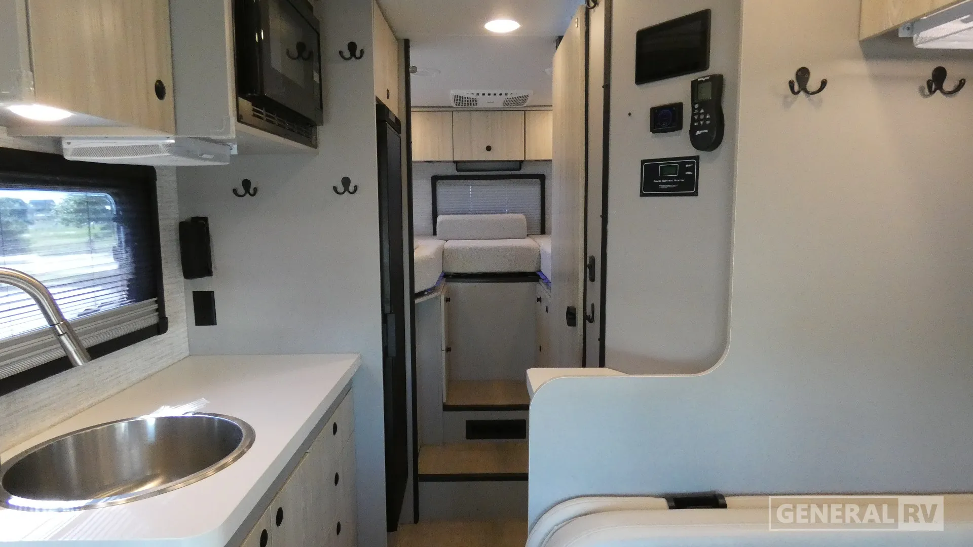 2024 Entegra Coach Condor 22T - Photo 3