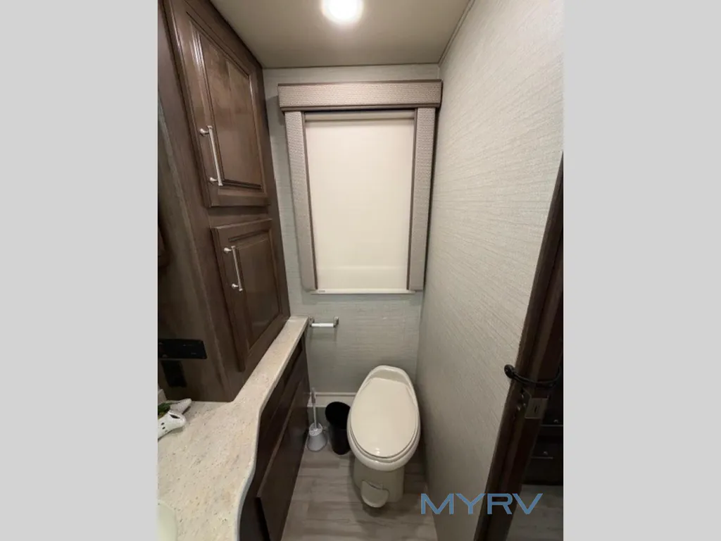 2019 Entegra Coach Emblem 36U, Photos photo 45