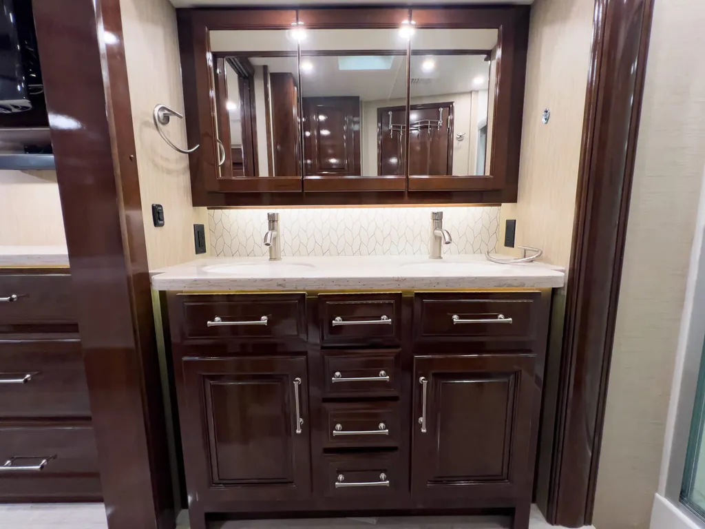 2019 Entegra Coach Aspire 38M, Photos photo 22