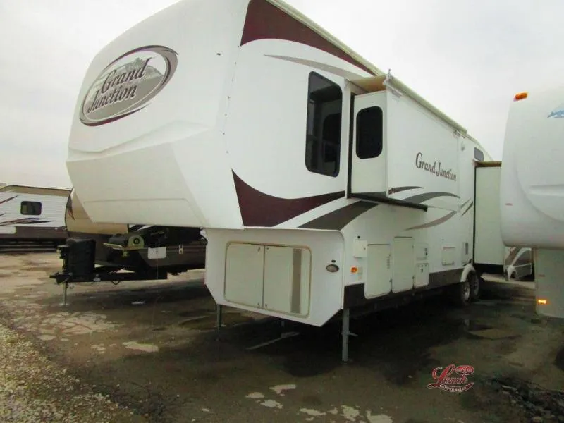 2007 Dutchmen RV Grand Junction Used    35' - Photo 2
