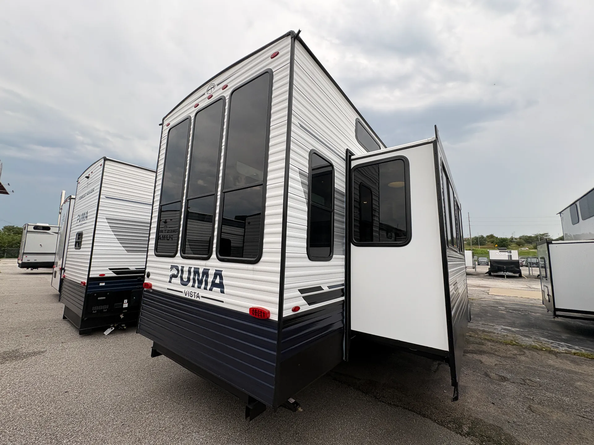 2027 Forest River Puma Vista 401RLFT — Photo 6