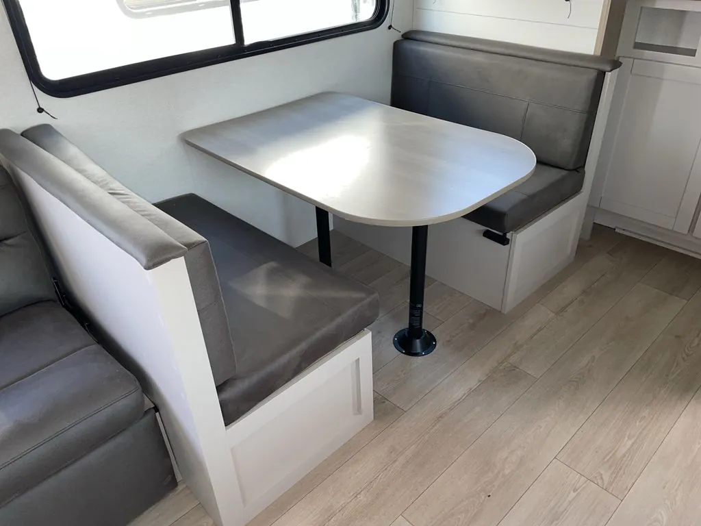 2027 Jayco Jay Flight SLX 262RLSW, Photos photo 6