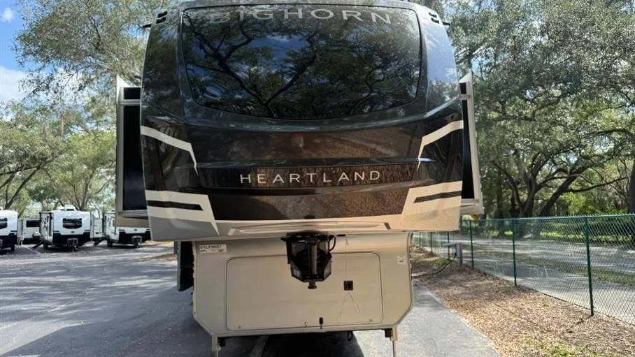 2027 Heartland Bighorn 39FL - Photo 3