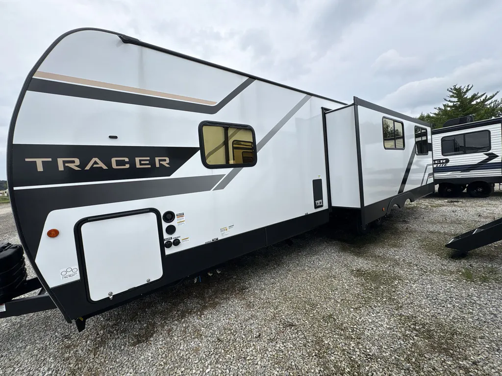 2027 Forest River Tracer 286RL, Photos photo 8