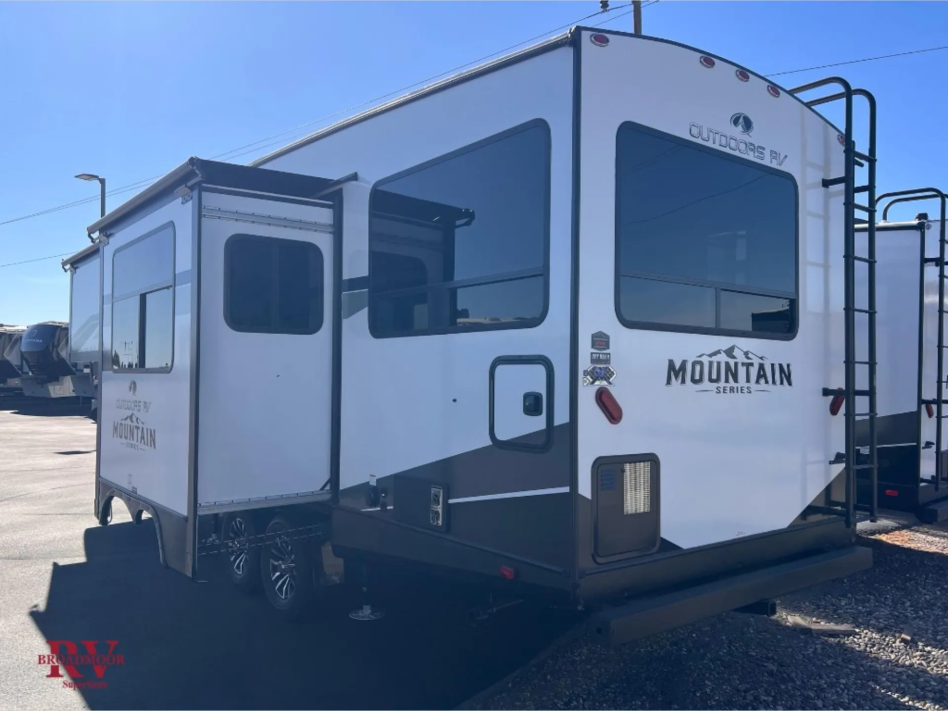 2027 Outdoors RV Glacier Peak Mountain Series F27KVS - Photo 4