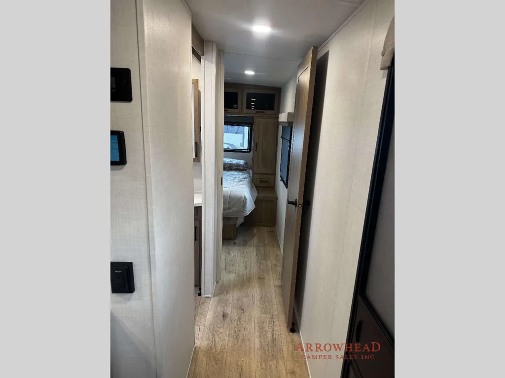 2027 Forest River Rockwood Ultra Lite 2921RL, Photos photo 33
