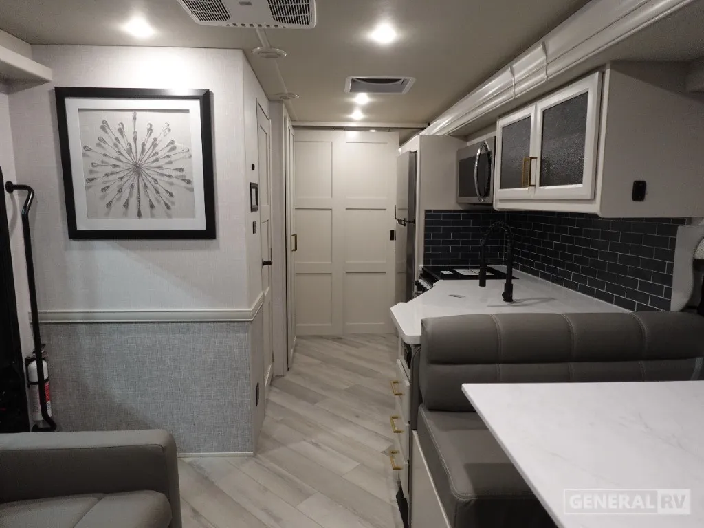 2026 Fleetwood Fortis 32RW - Photo 3