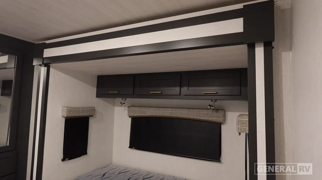 2027 NeXus RV Maximus 34MX, Photos photo 18