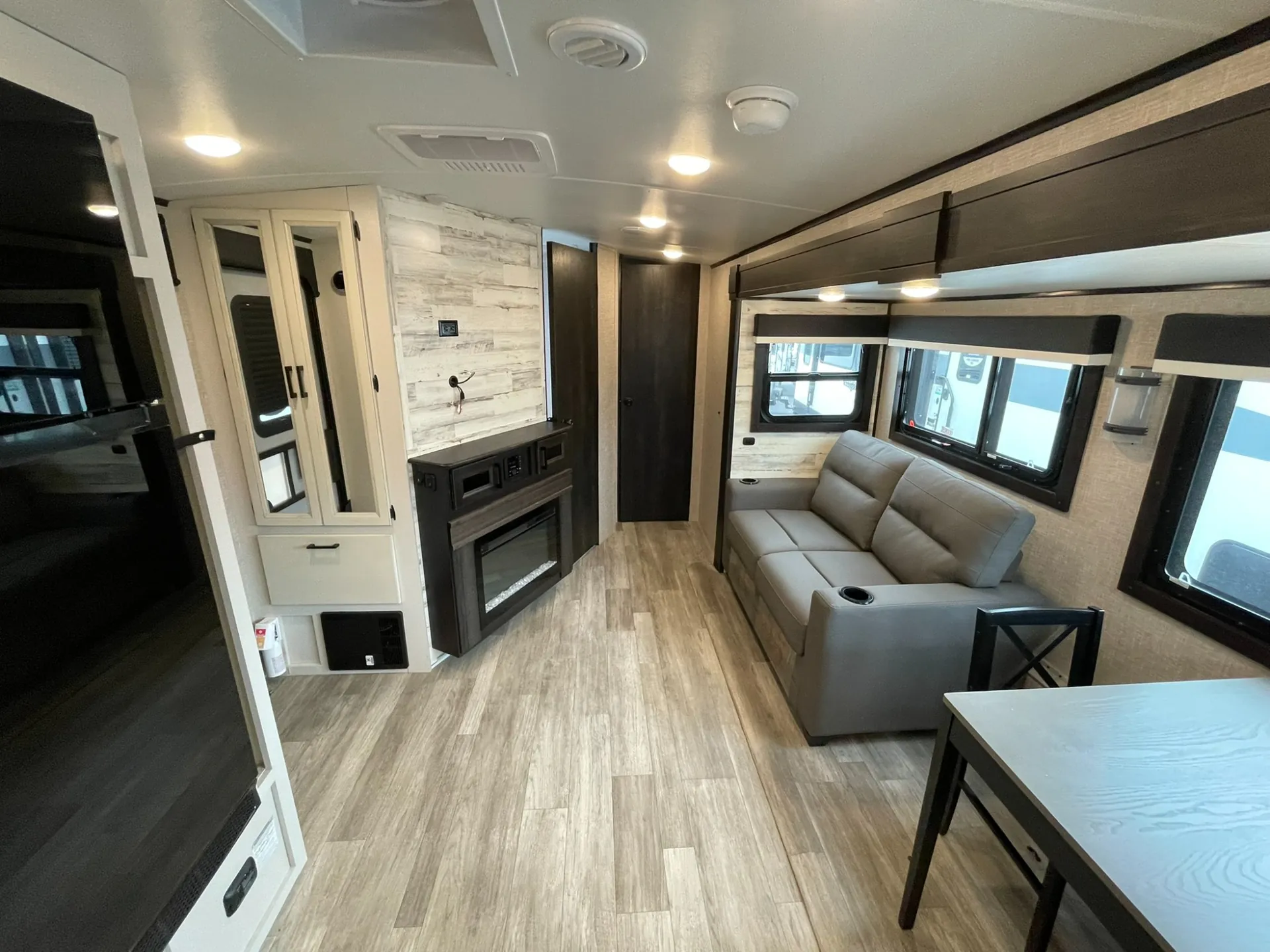 2023 Jayco White Hawk 26FK - Photo 2