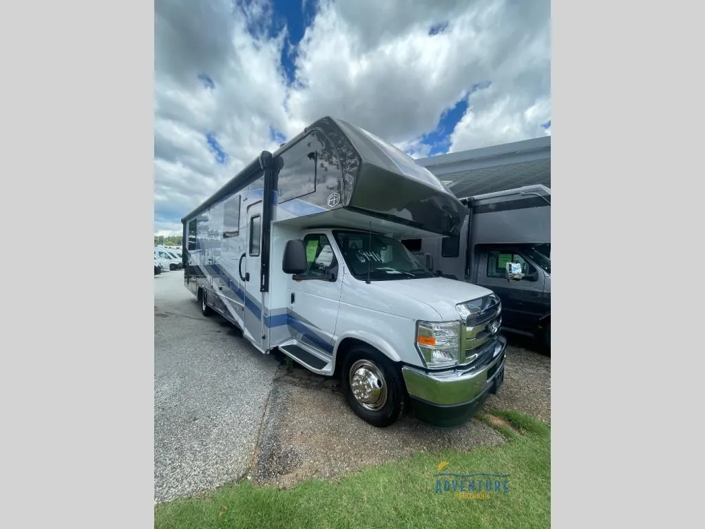 2027 Forest River RV Sunseeker 3150SF - Main photo