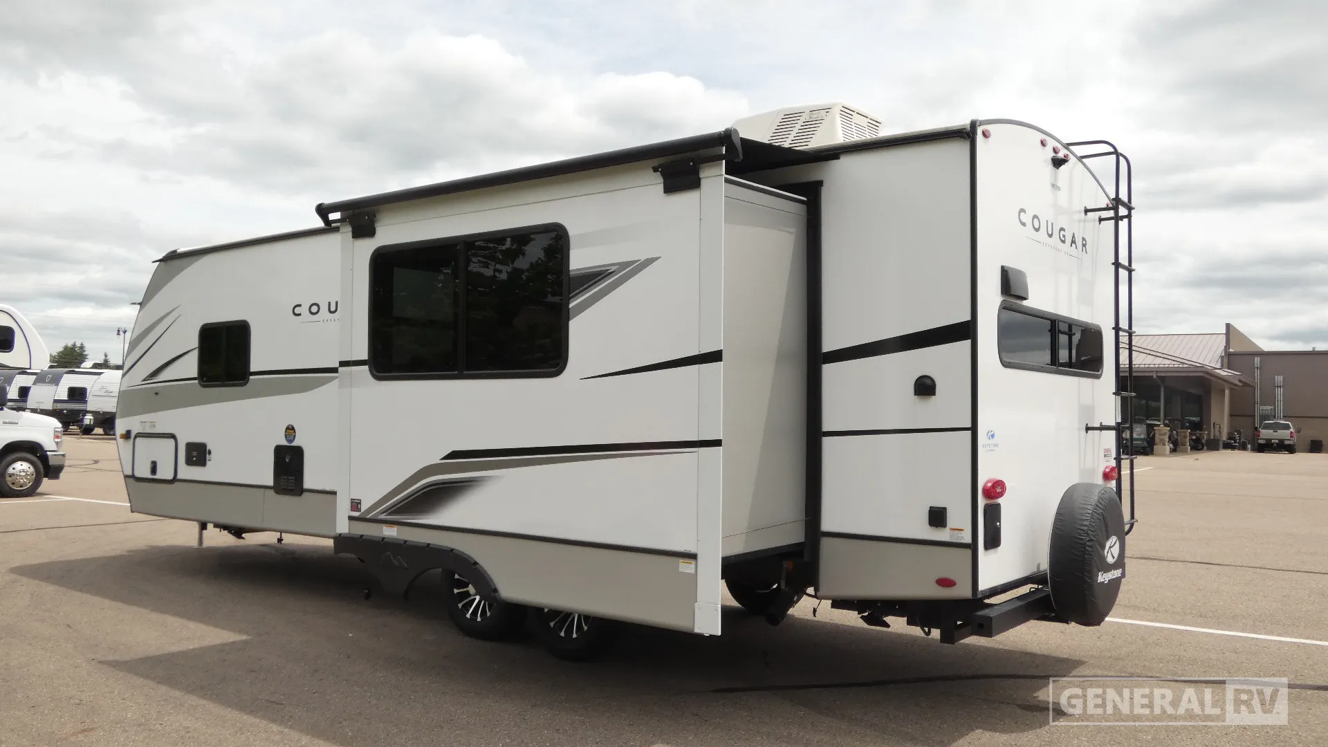 2024 Keystone Cougar Half Ton 25MLE - Photo 4